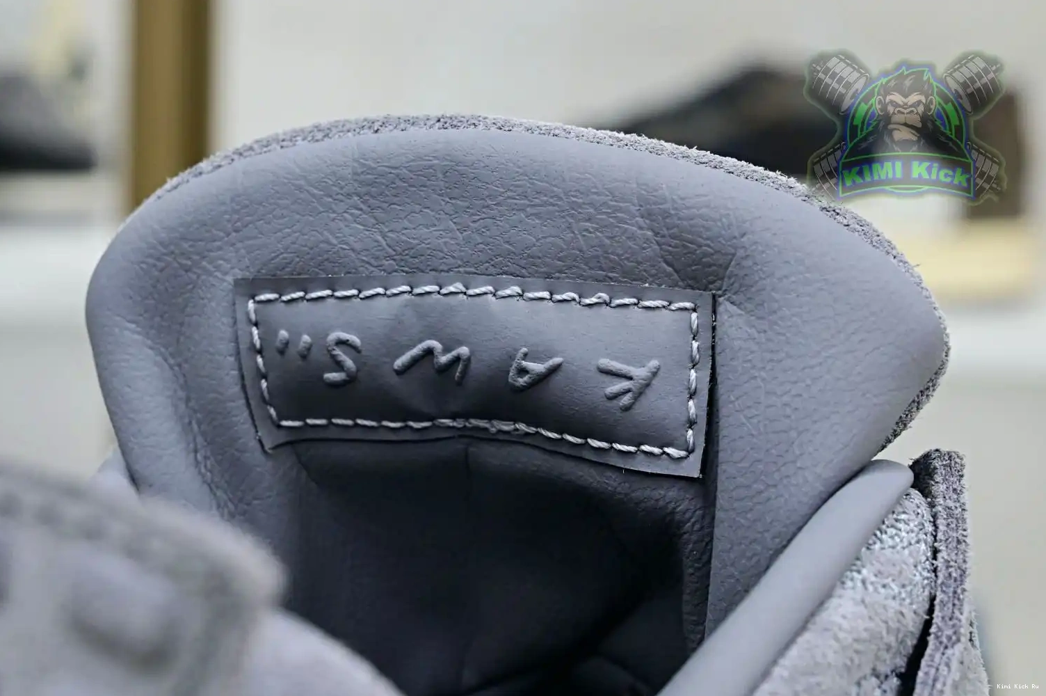 Kimikick Air retro kaws 4 Jordan Jordan 0818